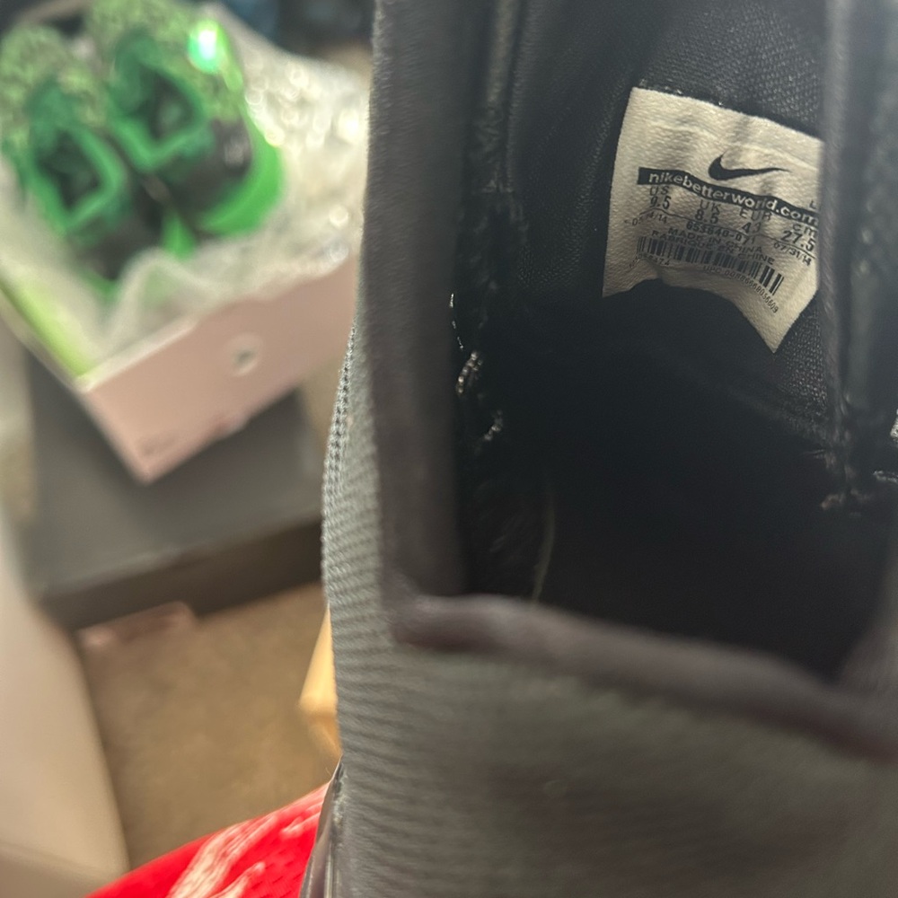 Nike Hyperdunk - image 6